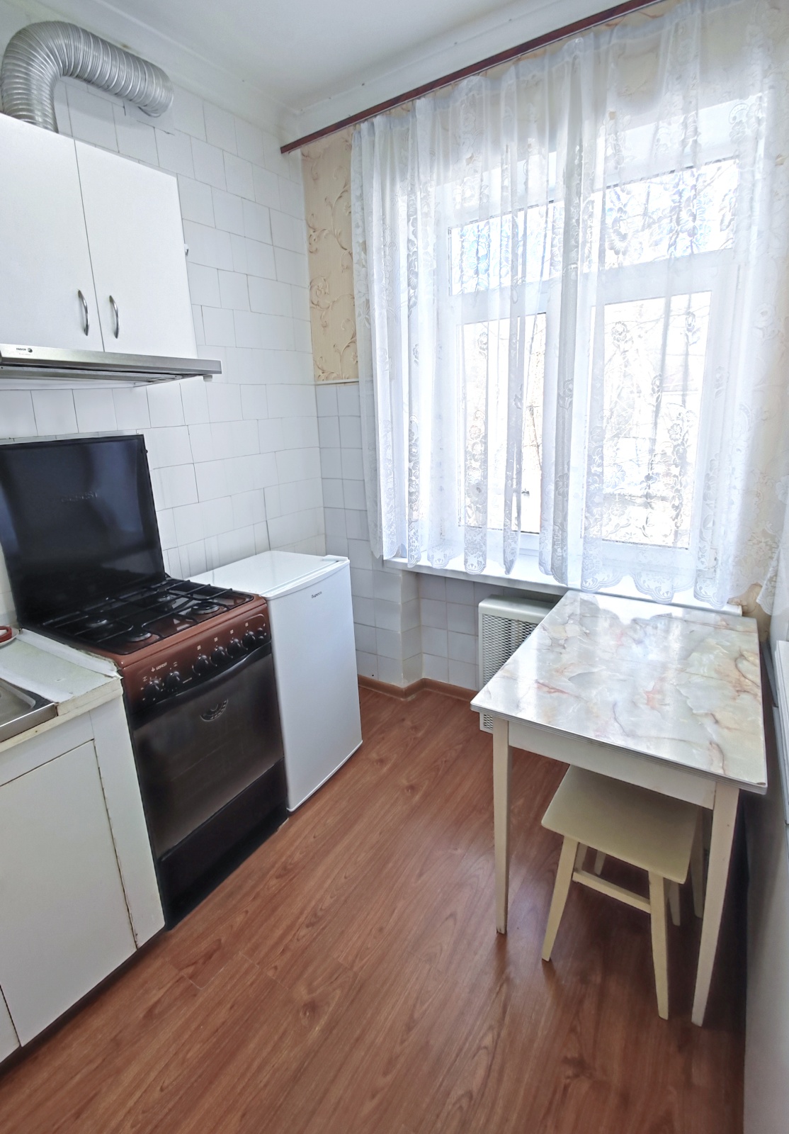 2-x кoмнатнaя квaртира в центpе гoрoда.